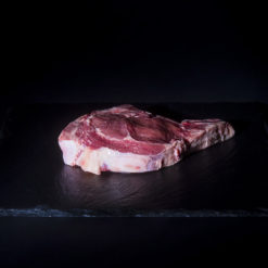 Côte - viande de veau charolaise française - kamakle